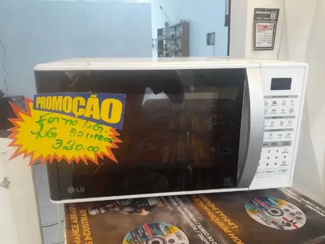 Microondas LG 30 Litros Voltagem 220 Com Garantia de 90 Dias