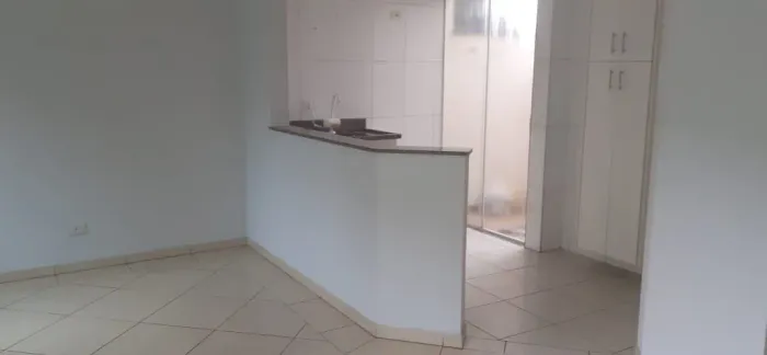 Casa para alugar na Avenida Doutor Erasmo, Vila Assunção, Santo André - SP