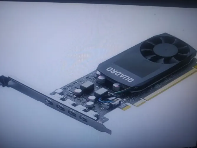 Placa de vídeo Profissional NVidia Quadro P 1000 4 gddr5 128 bits 