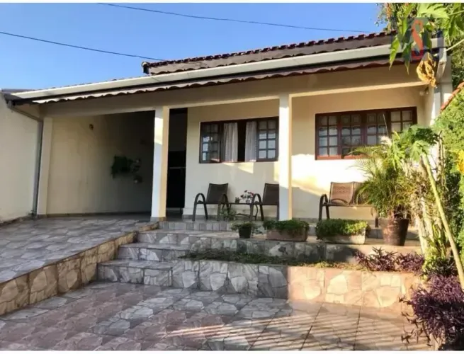 Casa com 3 dormitórios à venda, 168 m² por R$ 435.000,00 - Jardim Bela Vista - Taubaté/SP