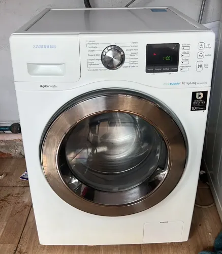 Vendo lava e seca Samsung 10kg