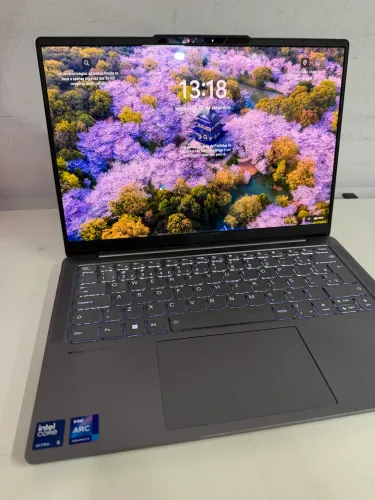 Notebook Lenovo Yoga Slim 7 (14IMH9) Impecável