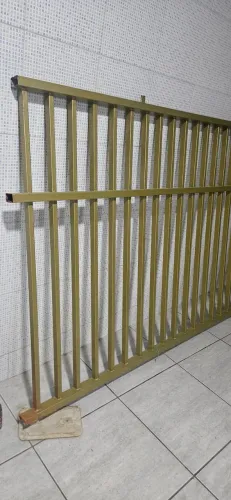 Grade metalon. 2.70× 1.32 alt.