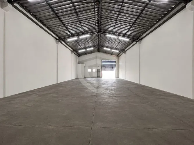 Galpão/Barracão para Locação com 250 m² e 3 banheiros Jardim Contorno | Bauru/SP