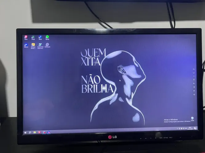 Televisão [LG/24 polegadas ] ? Impecável! Tudo funcionando perfeitamente