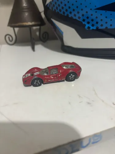 5 carrinhos hot wheels 