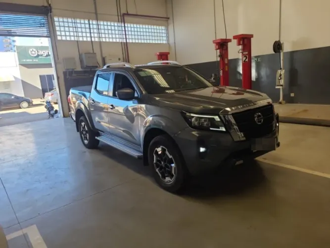 Nissan Frontier XE CD 4X4 2.3 Bi-TB Diesel Aut. 2023