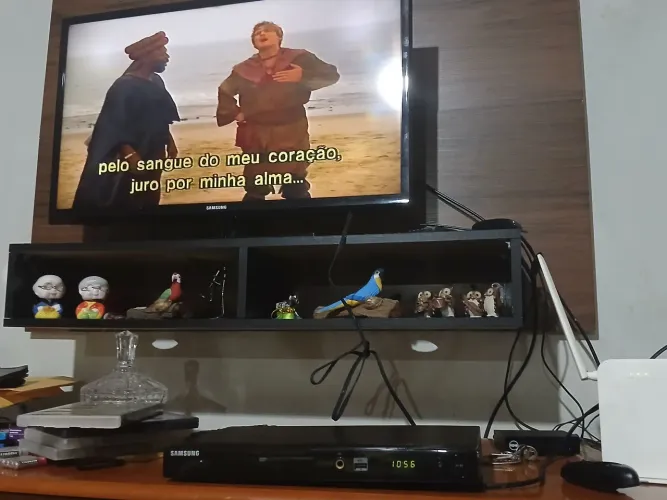 DVD PLAYER-KARAOKE SAMSUNG P191K COM ENTRADA USB FRONTAL