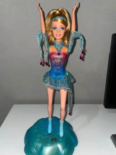 Barbie patinadora