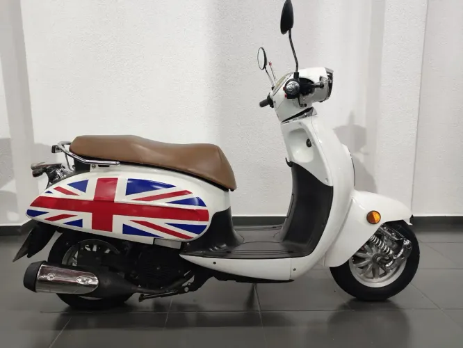 SCOOTER AMICI 125 COMOLETA 2012 RARIDADE