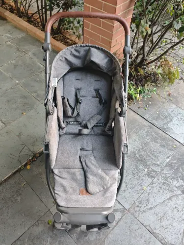 carrinho de bebê com Moisés Merano 4 da abc design
