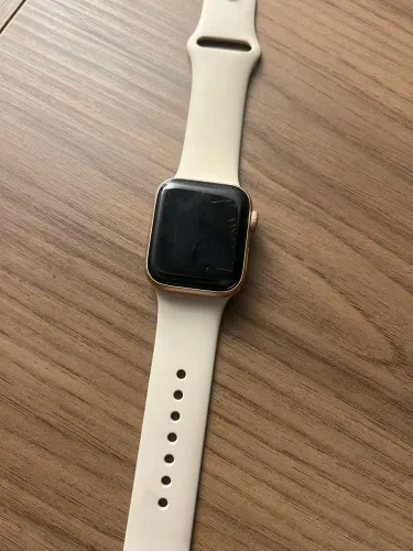 Apple Watch 750