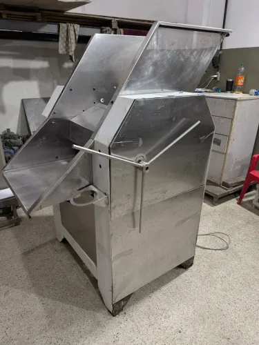 Venda de maquinário industrial de padaria cilindro no estado 60cm rolo em inox
