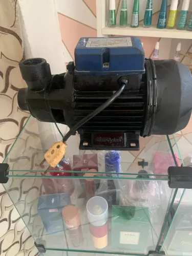 Bomba d?água 1CV 250 reais zap *73