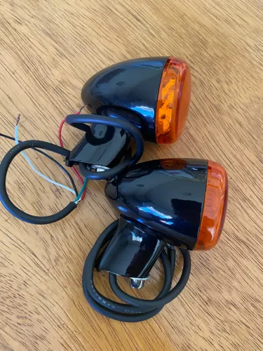Piscas Traseiros Multifuncional Em Led P/ Harley Davidson 