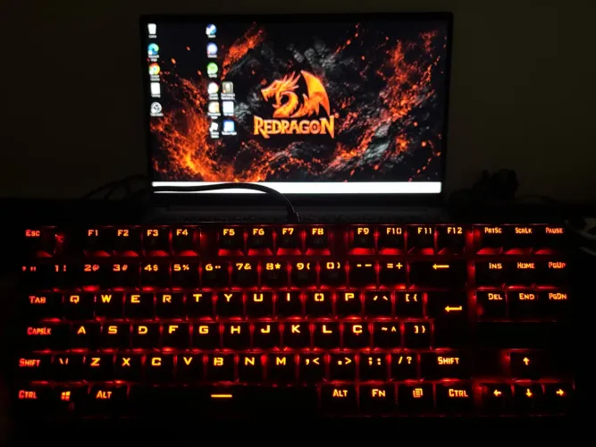 Teclado mecânico Red dragon