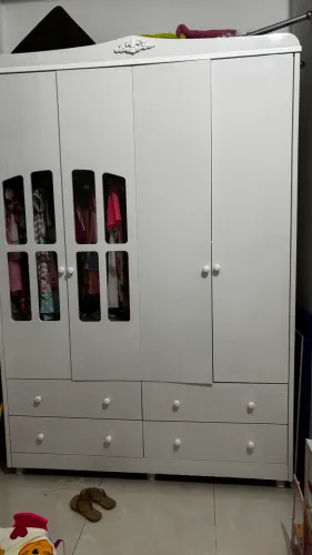 Quarto infantil menina