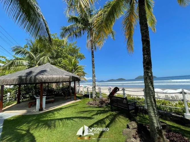 Casa em Condomínio fechado à venda - apoio de frente ao mar