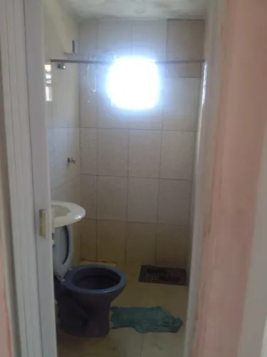 Aluga se casa em itapuã a 500m da praia