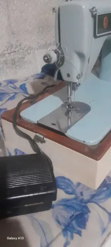 Máquina de costura