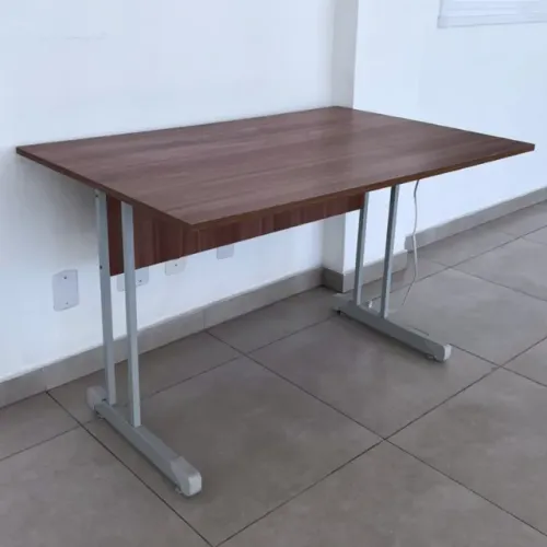 MESA DE ESCRITÓRIO 120X80 MDF AMADEIRADO TENHO 4 UNIDADES