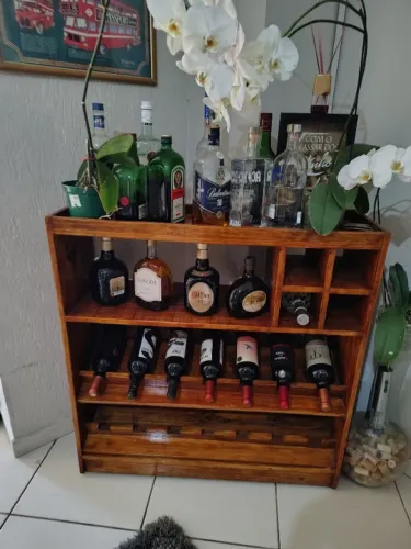 Adega madeira maciça 