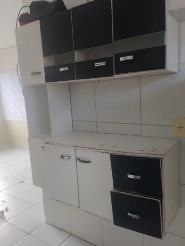 Vende_se armário de parede