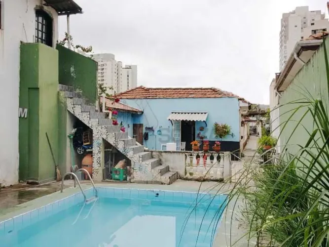 Casas a Venda, Santa Teresinha, são 3 casas no mesmo terreno, quintal , piscina