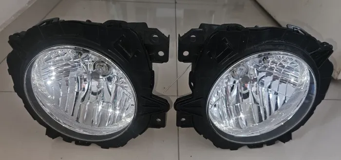 Faróis Suzuki Jimny Sierra 