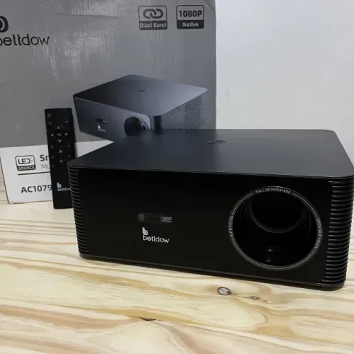 Projetor Bettdow AC1079, Full HD Android - Novo