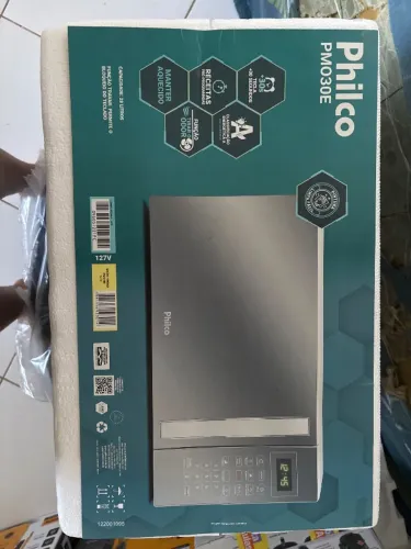 ?Micro-ondas Philco 28L Pintura Limpa Fácil PMO30E