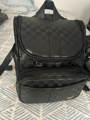 Mochila couro preta maternidade
