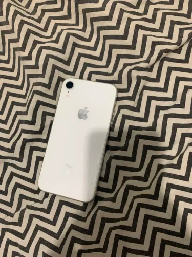 IPHONE XR 64gb