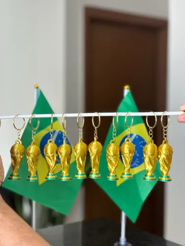 Chaveiro taça da copa