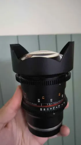 Lente Rokinon 14mm T3.1 Cine Ds Sony Full Frame E Mount Preto (Usado)