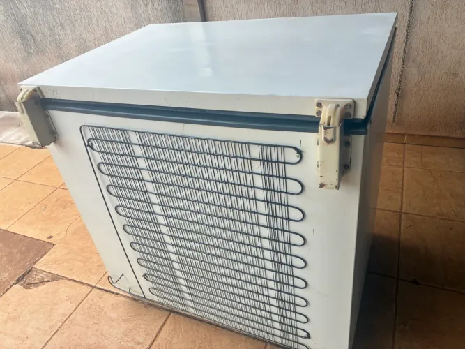Freezer consul 310 litros funcionando perfeitamente 