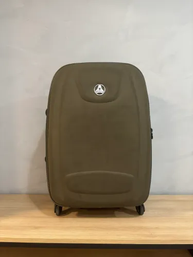 Mala de viagem TAM M , verde militar com rodinha 360