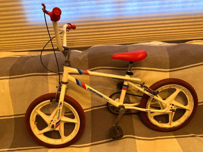 Bicicleta Caloi Cross restaurada
