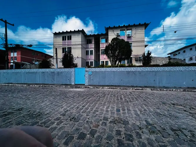 Apartamento 3/4 No Condomínio Flamboyant - Capim Macio