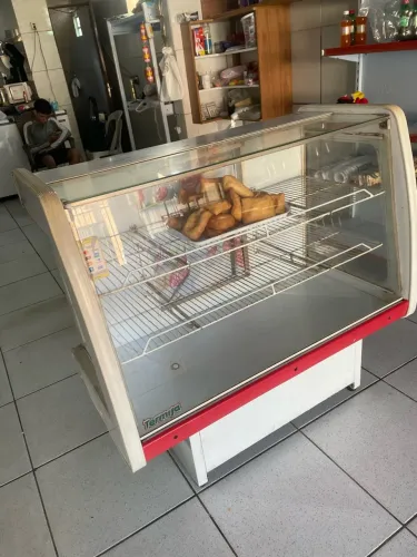 Vendo expositor de salgados (Temp Ambiente)