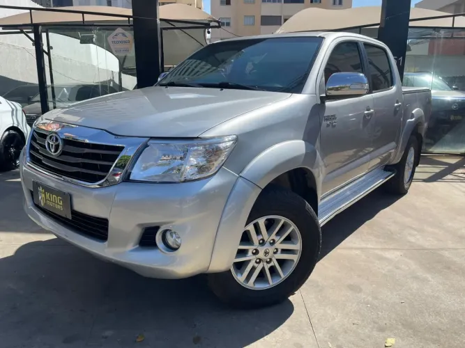 Toyota Hilux CD SRV 4X2 2.7 Flex 16V Aut. 2015