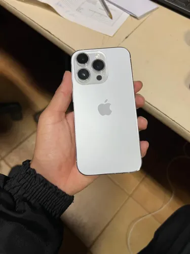 iPhone 14