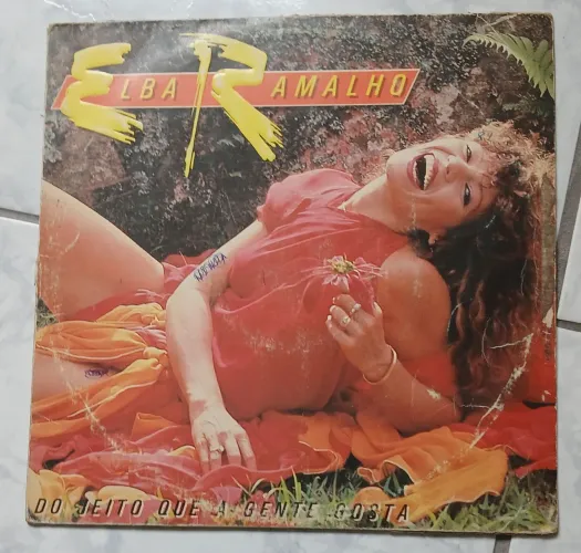 LP Disco de Vinil Elba Ramalho Do jeito que a gente gosta com poster e encarte de letras