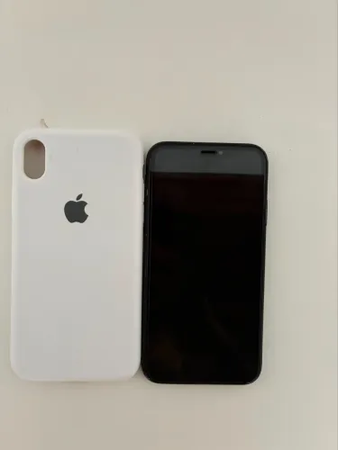 iPhone XR seme novo