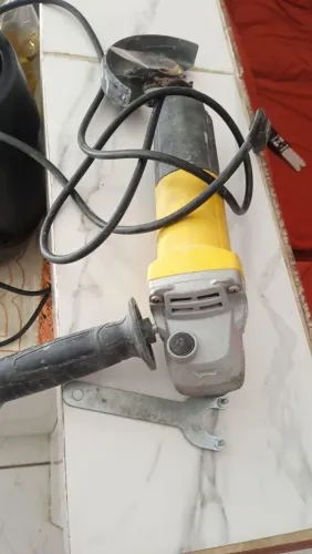 Lixadeira BARATAAA para sair rápido 