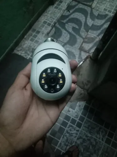 Vendo câmera de segurança funcionando perfeitamente