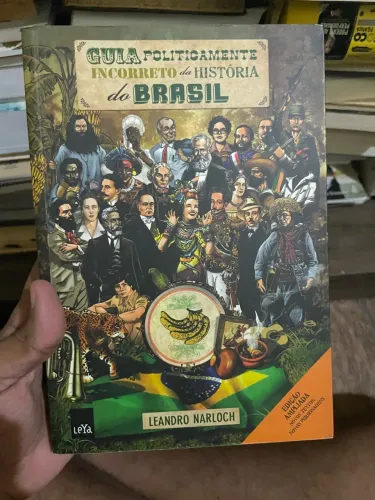 Livro Guia politicamente incorreto da história do Brasil