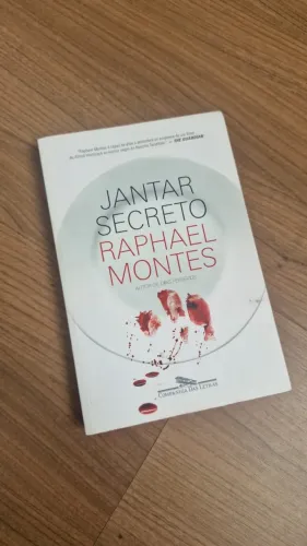 Livro: Jantar Secreto - Raphael Montes (Companhia das Letras)