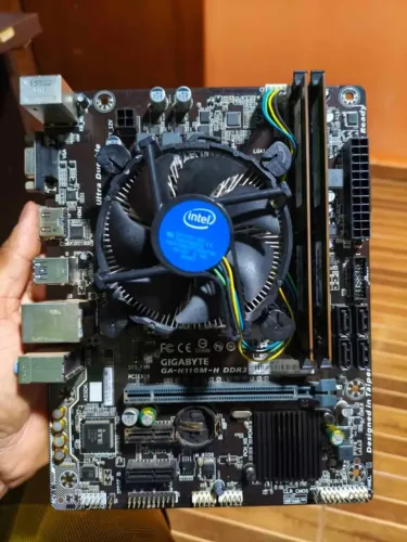 Placa mãe I5 6400 1151 4Gb ddr3 1333mhz