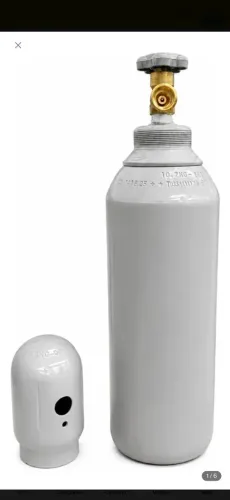 Cilindro nitrogênio 1m³ 7 litros homologado, pouco tempo de uso.